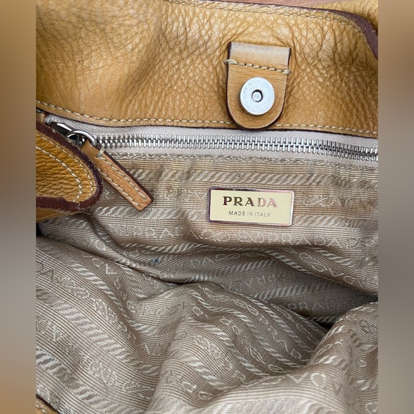 Prada Leather Shoulder Bag Caramel Mustard Brown - Picture 11 of 16